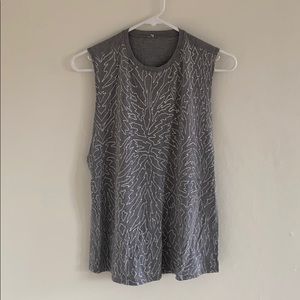 Rare Lululemon lightening bolt muscle tee size 6